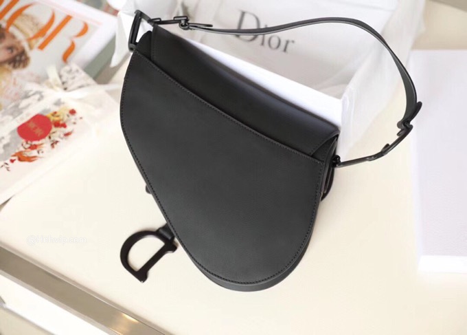 DIOR SADDLE BAG Black Ultramatte Calfskin