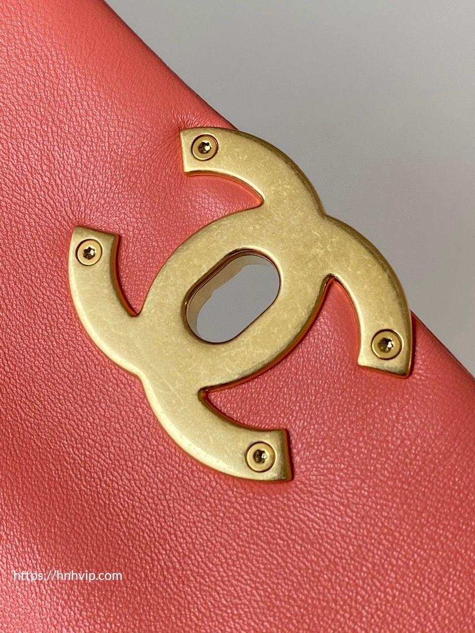 CHANEL 19 HANDBAG