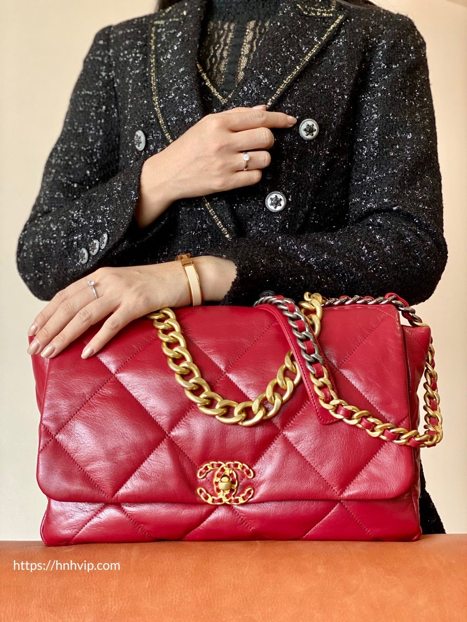 CHANEL 19 HANDBAG