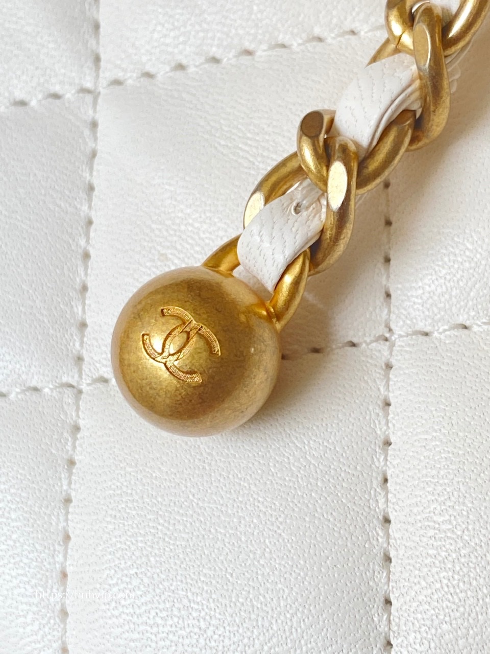Chanel Classic Flap Runway Square small Pearl Crush Lambskin Leather