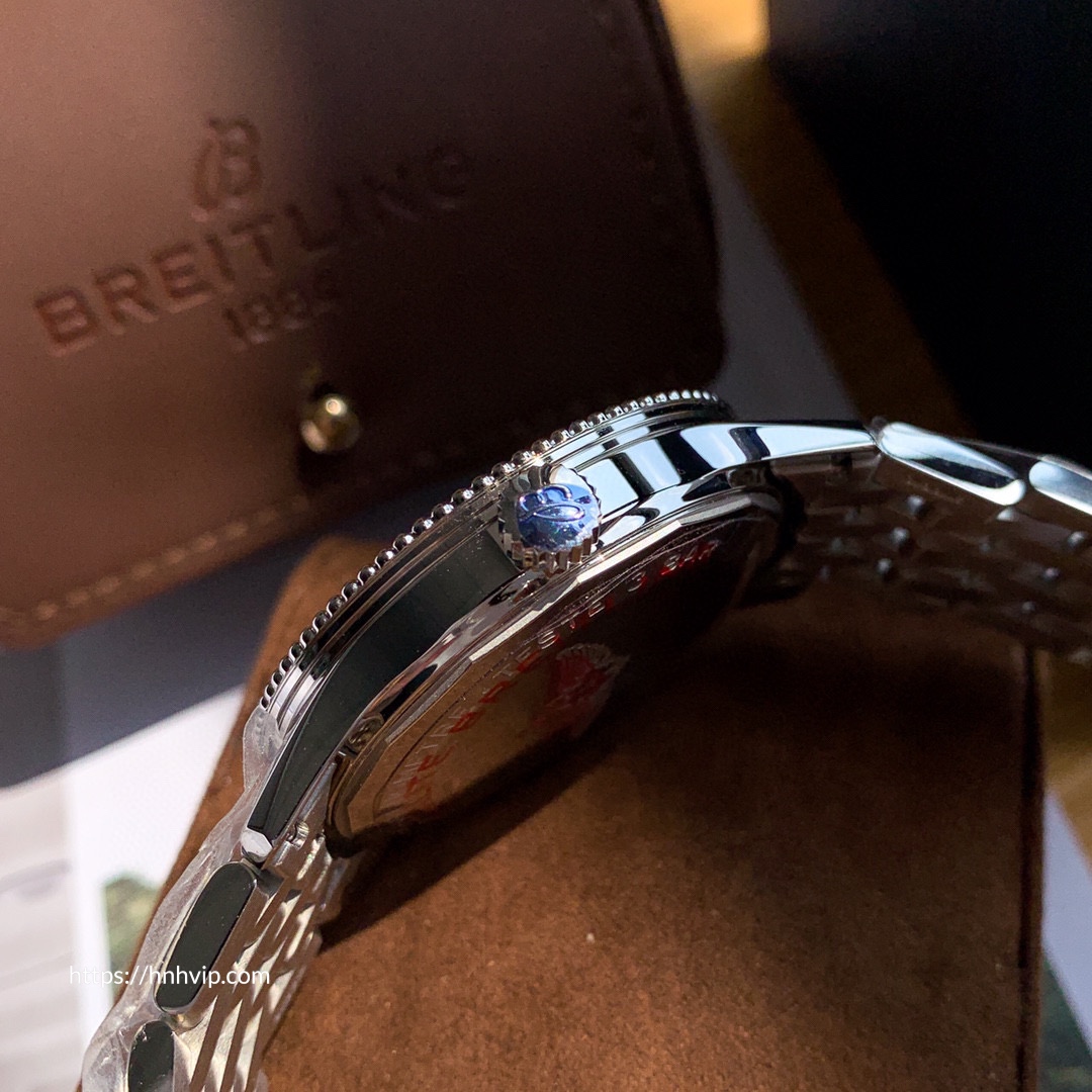 Breitling NAVITIMER AUTOMATIC 41
