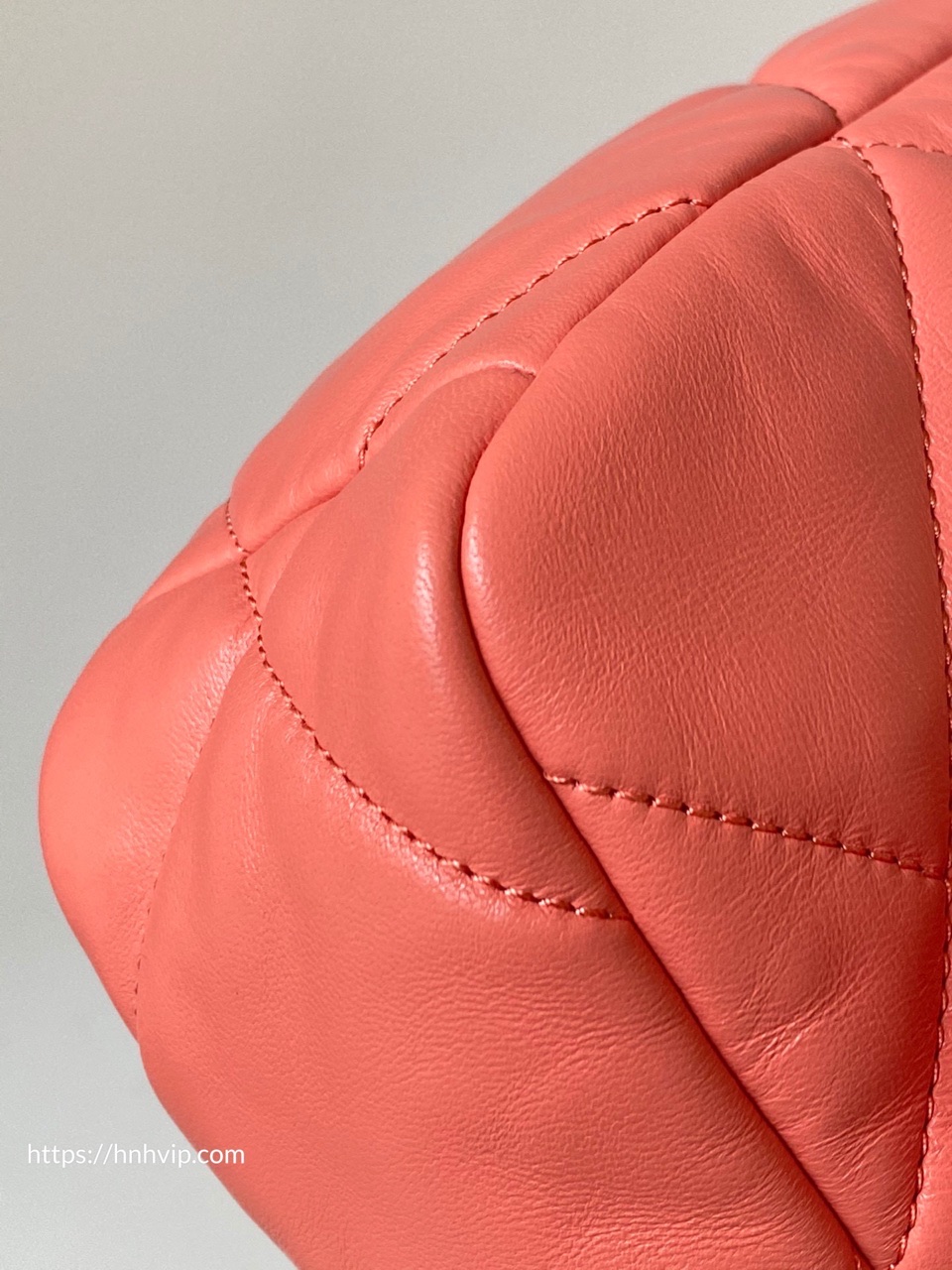 CHANEL 19 HANDBAG