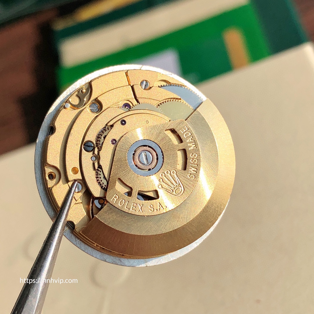 Chi tiết hình ảnh các bộ phận của Rolex Oyster Perpetual Datejust 41MM