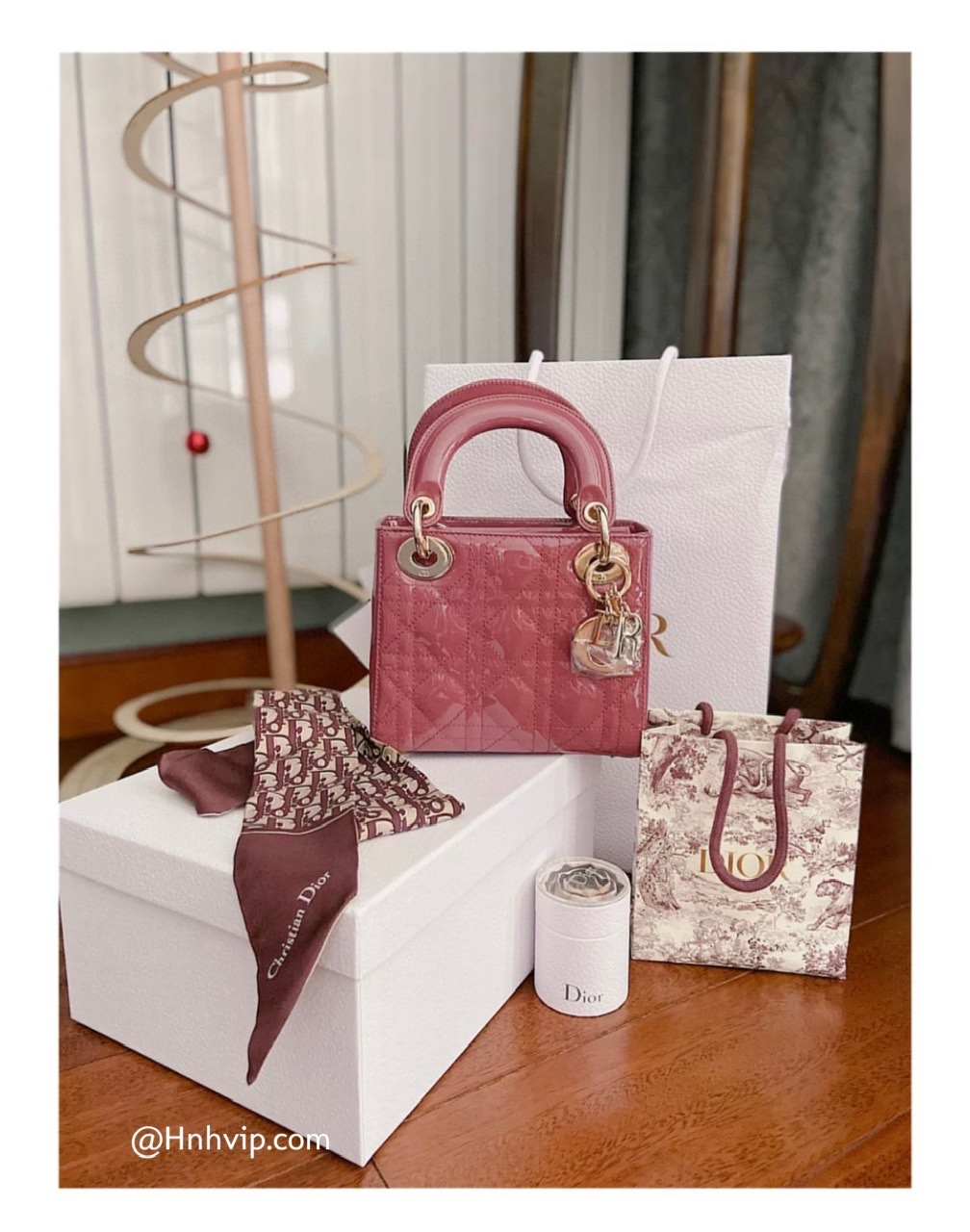 MINI LADY DIOR BAG Peach Blossom Pink Patent Cannage Calfskin