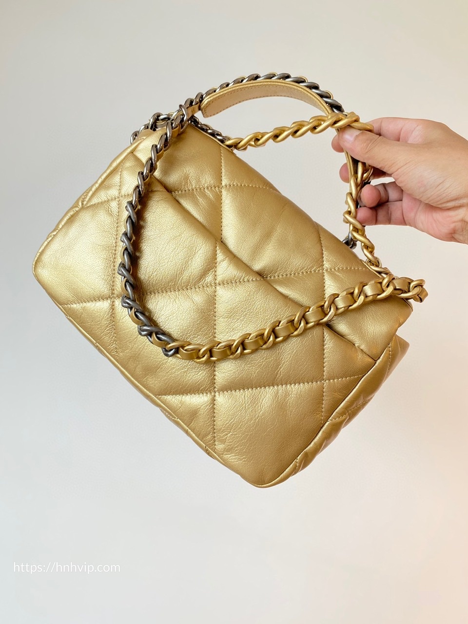 CHANEL 19 HANDBAG