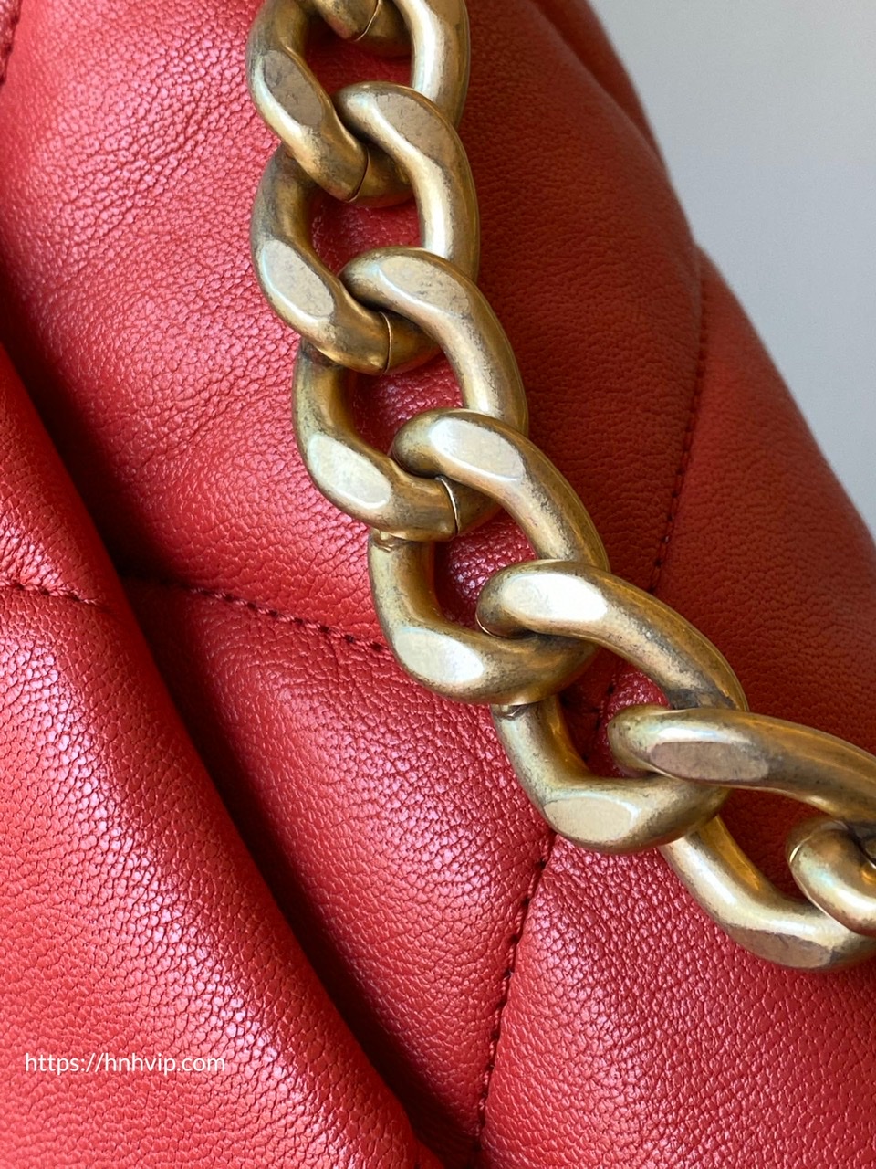 CHANEL 19 HANDBAG