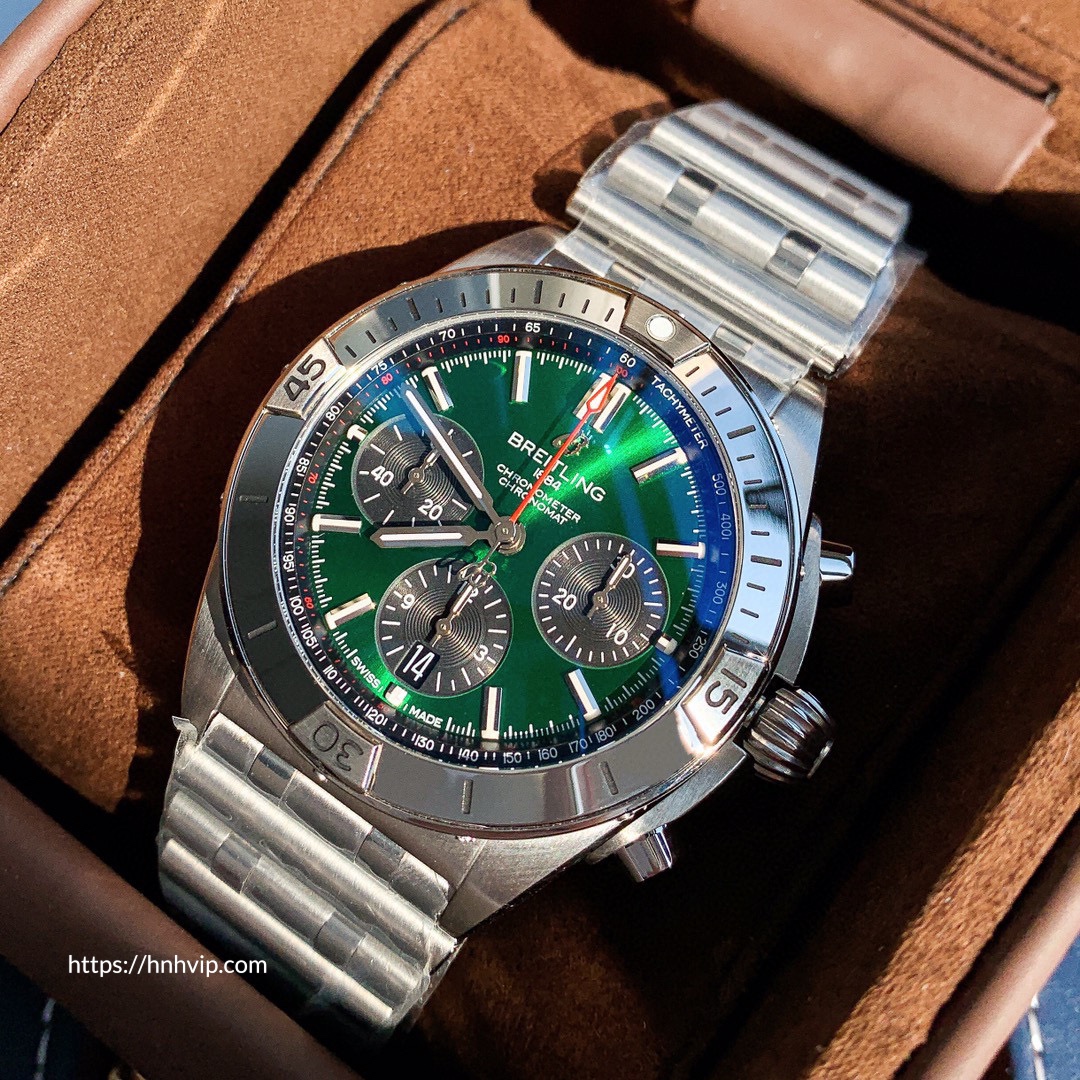 Breitling CHRONOMAT B01 42 BENTLEY