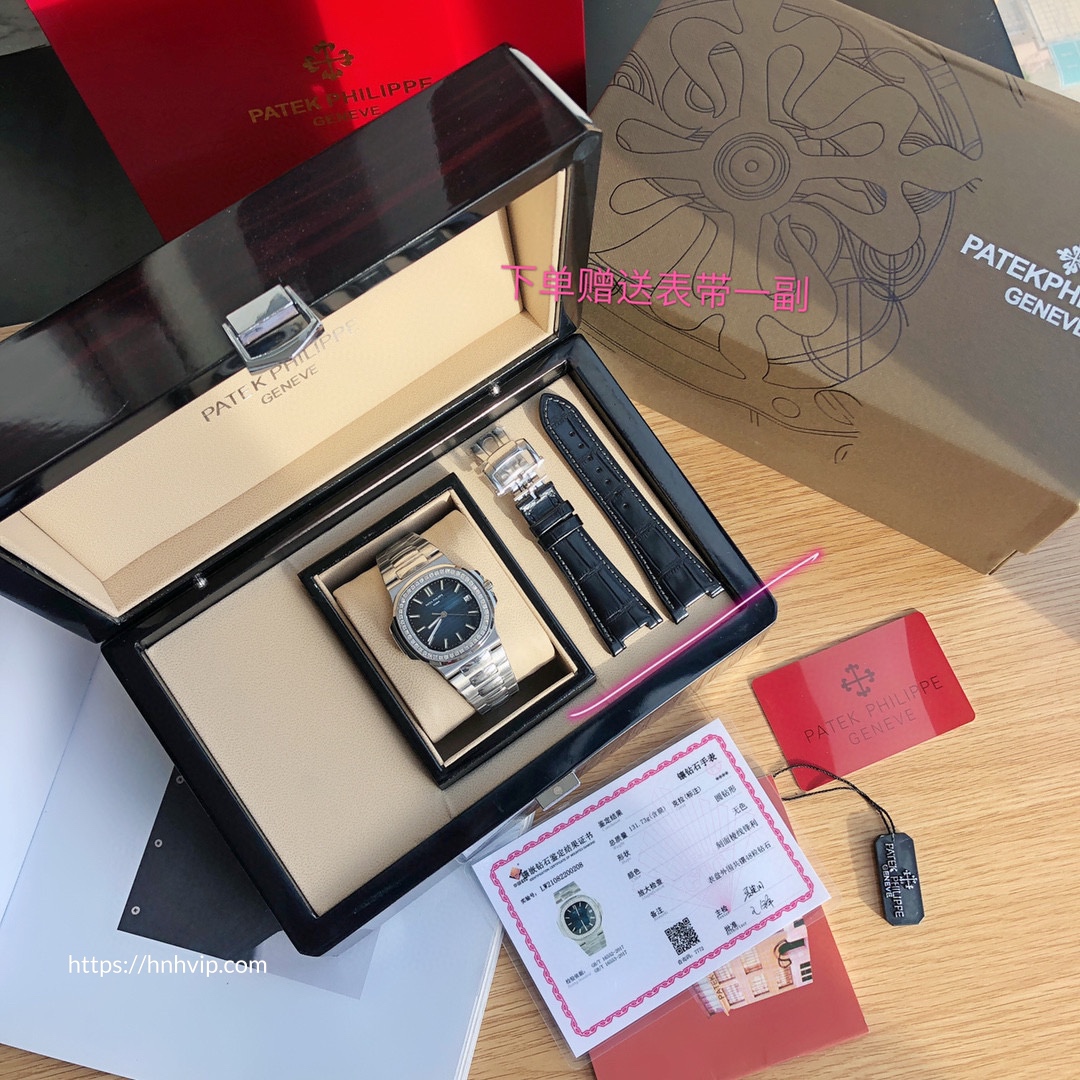 PATEK PHILIPPE NAUTILUS 5711 DIAMOND BEZEL BLUE DIAL