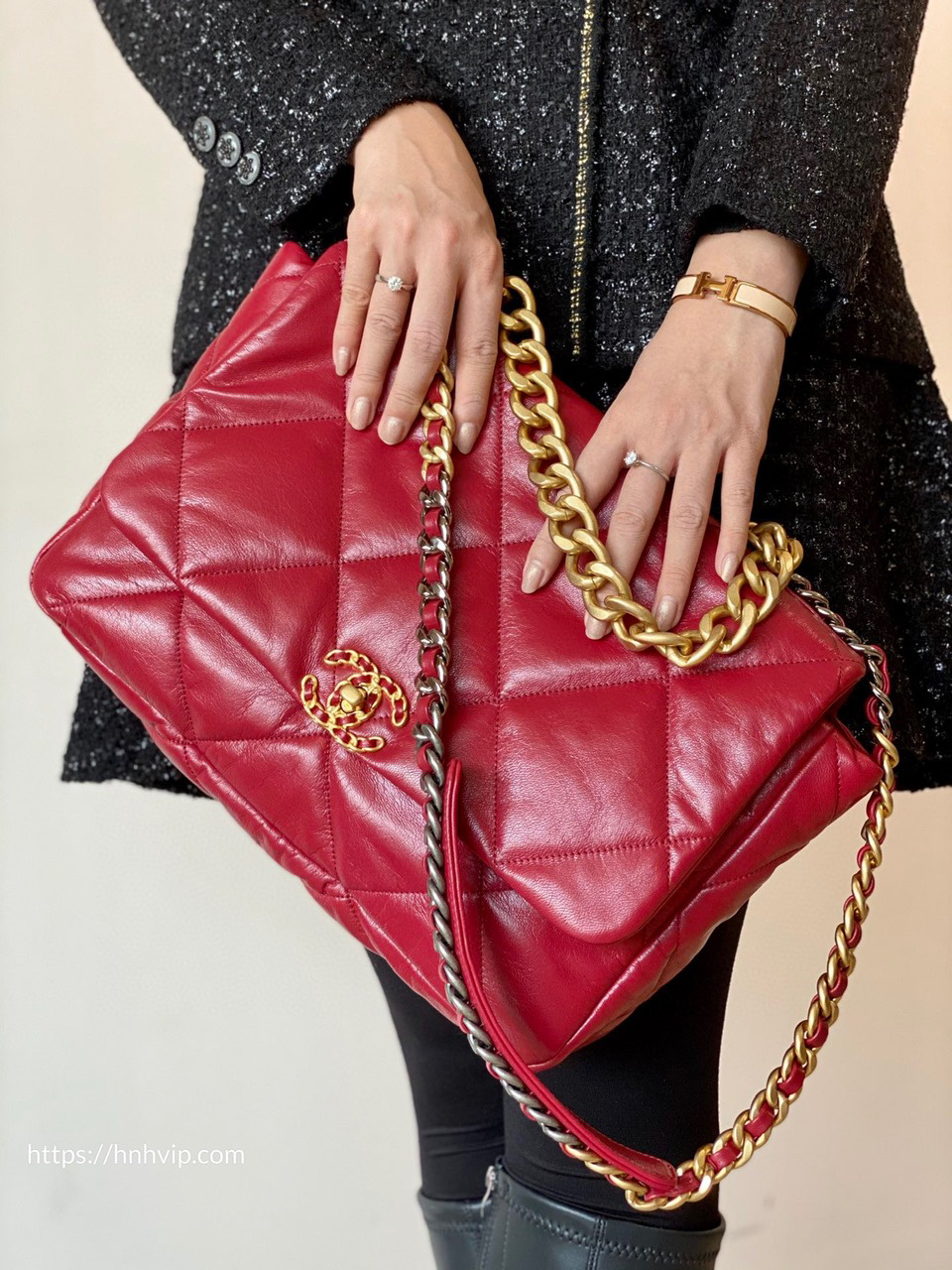CHANEL 19 HANDBAG