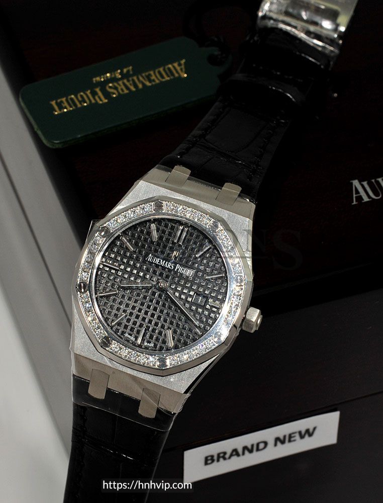Audemars Piguet Royal Oak 67621 ST.ZZ.D002CR.01