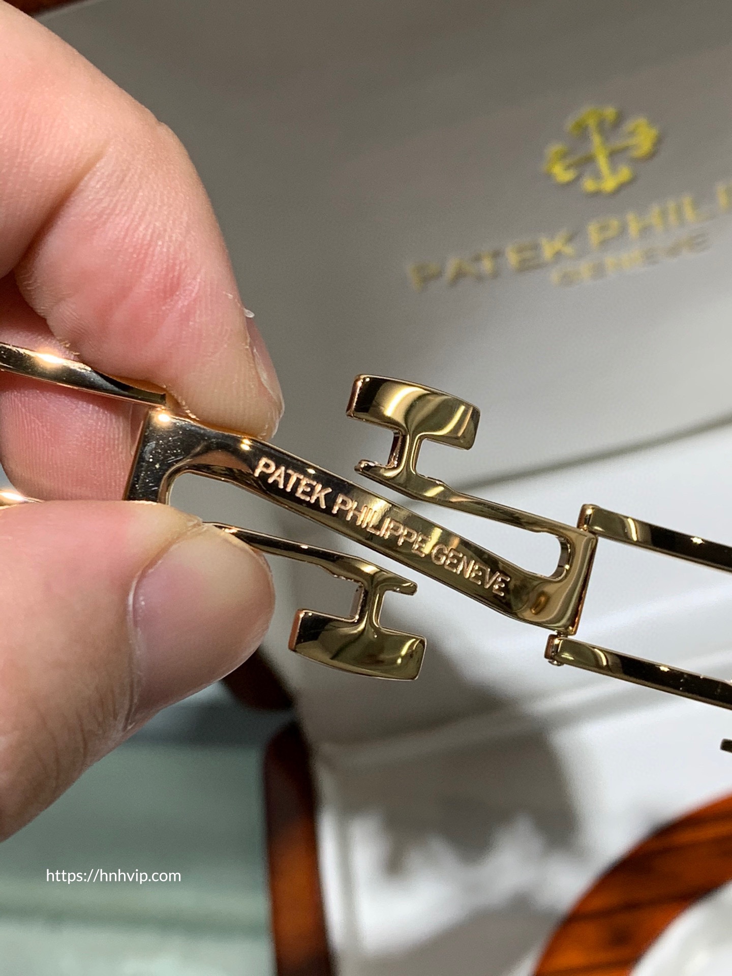PATEK PHILIPPE AQUANAUT 5167R-001