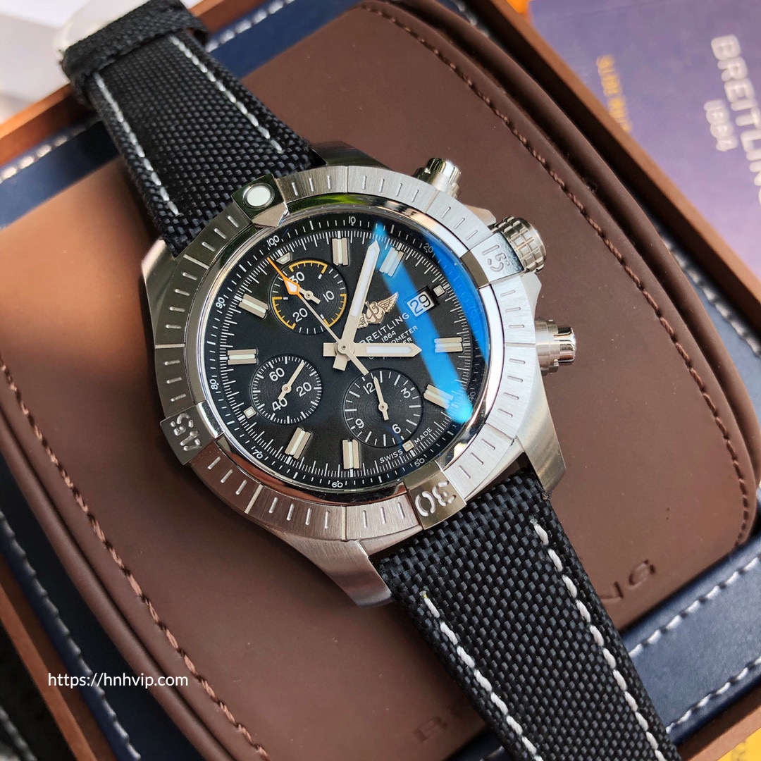 Breitling AVENGER CHRONOGRAPH 45 NIGHT MISSION