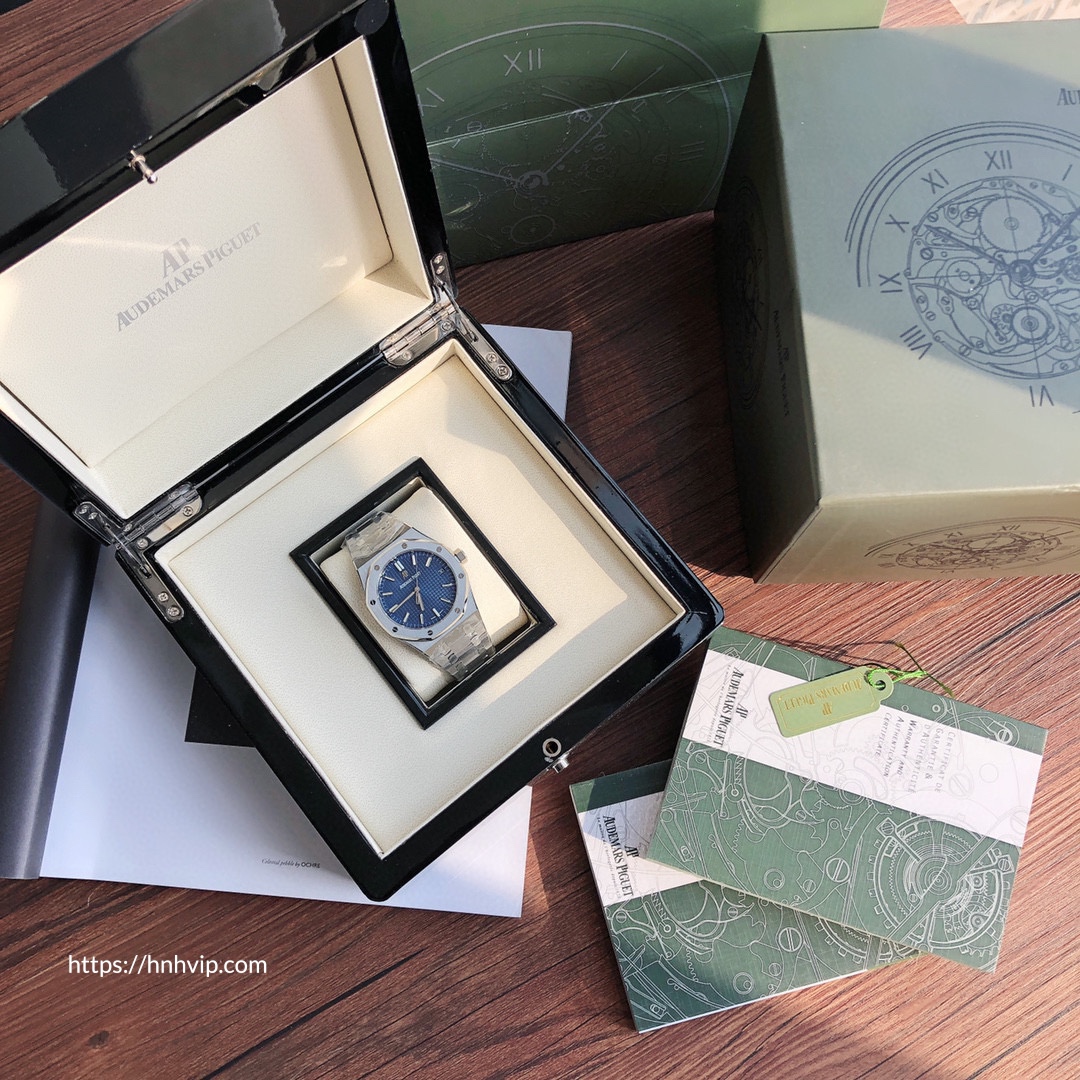 Audemars Piguet Royal Oak 15500ST.OO.1220ST.01