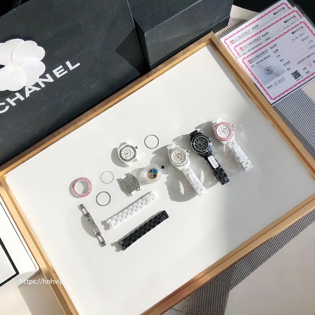 Chanel J12 WATCH, 29MM