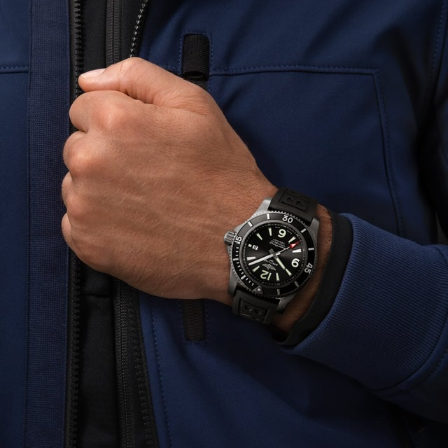Breitling SUPEROCEAN AUTOMATIC 46 BLACK STEEL