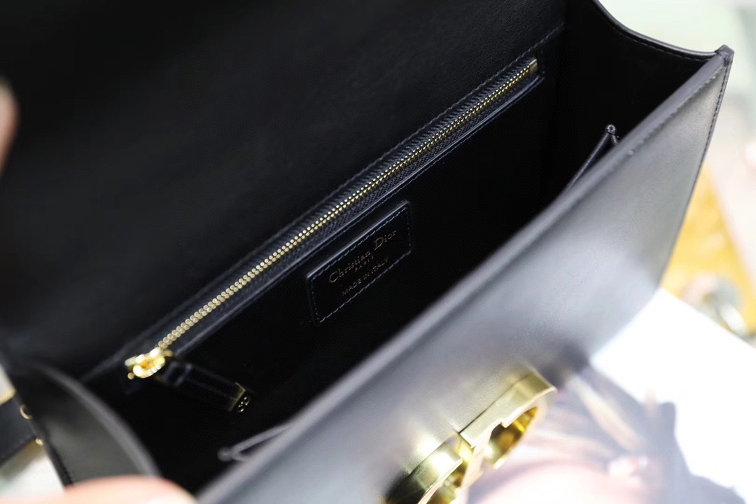 DIOR 30 MONTAIGNE BAG Black Box Calfskin