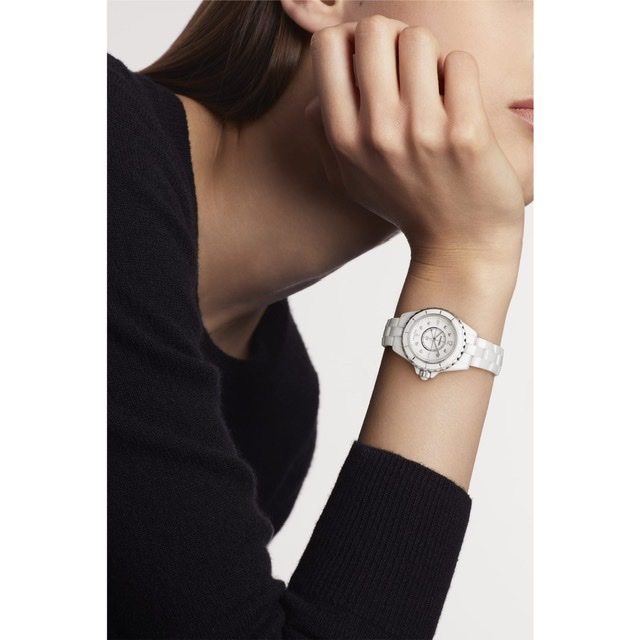 Chanel J12 WATCH, 29MM