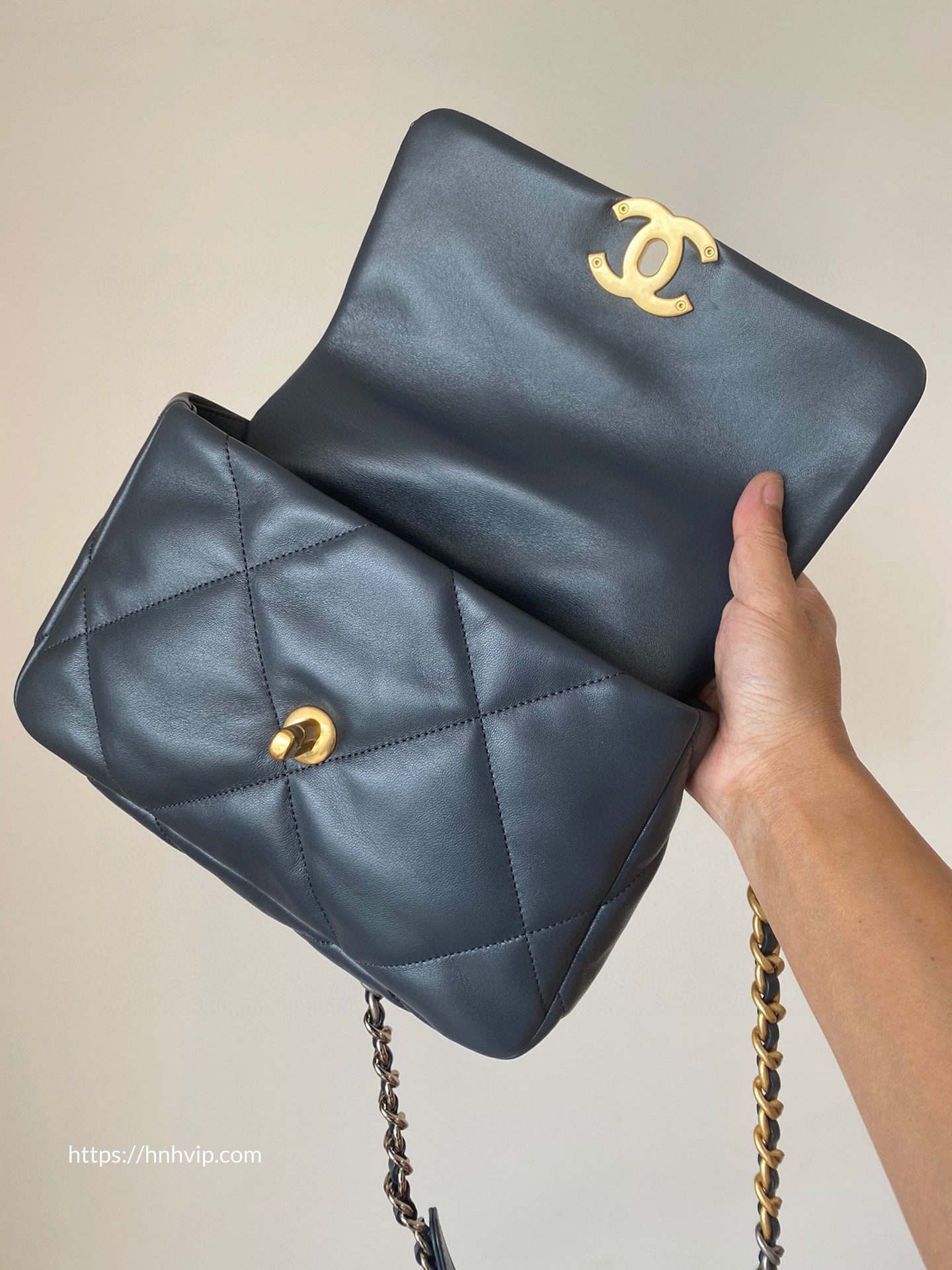 CHANEL 19 LARGE HANDBAG