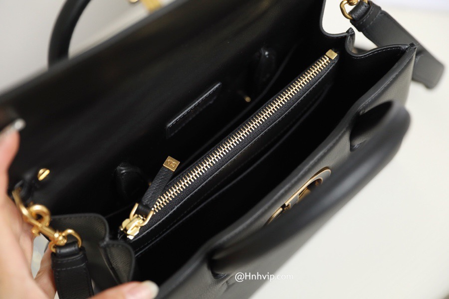 DIOR MEDIUM ST HONORÉ TOTE Black Grained Calfskin