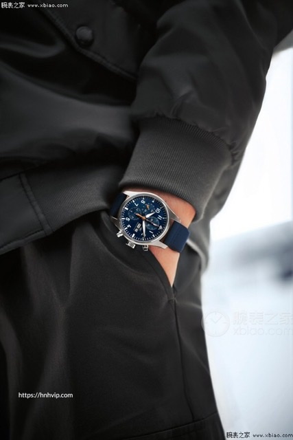 IWC IW377729 Pilot's Watch Chronograph Captain Blue / Tmall
