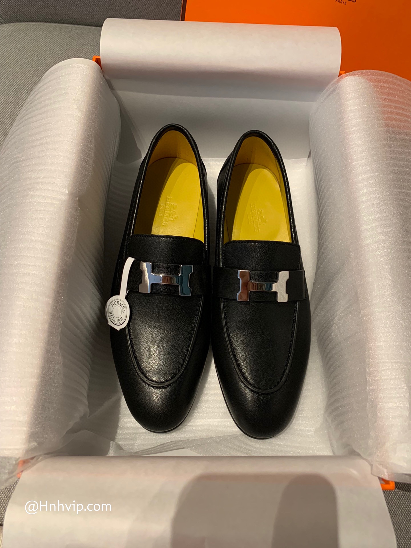 HERMES Paris loafer