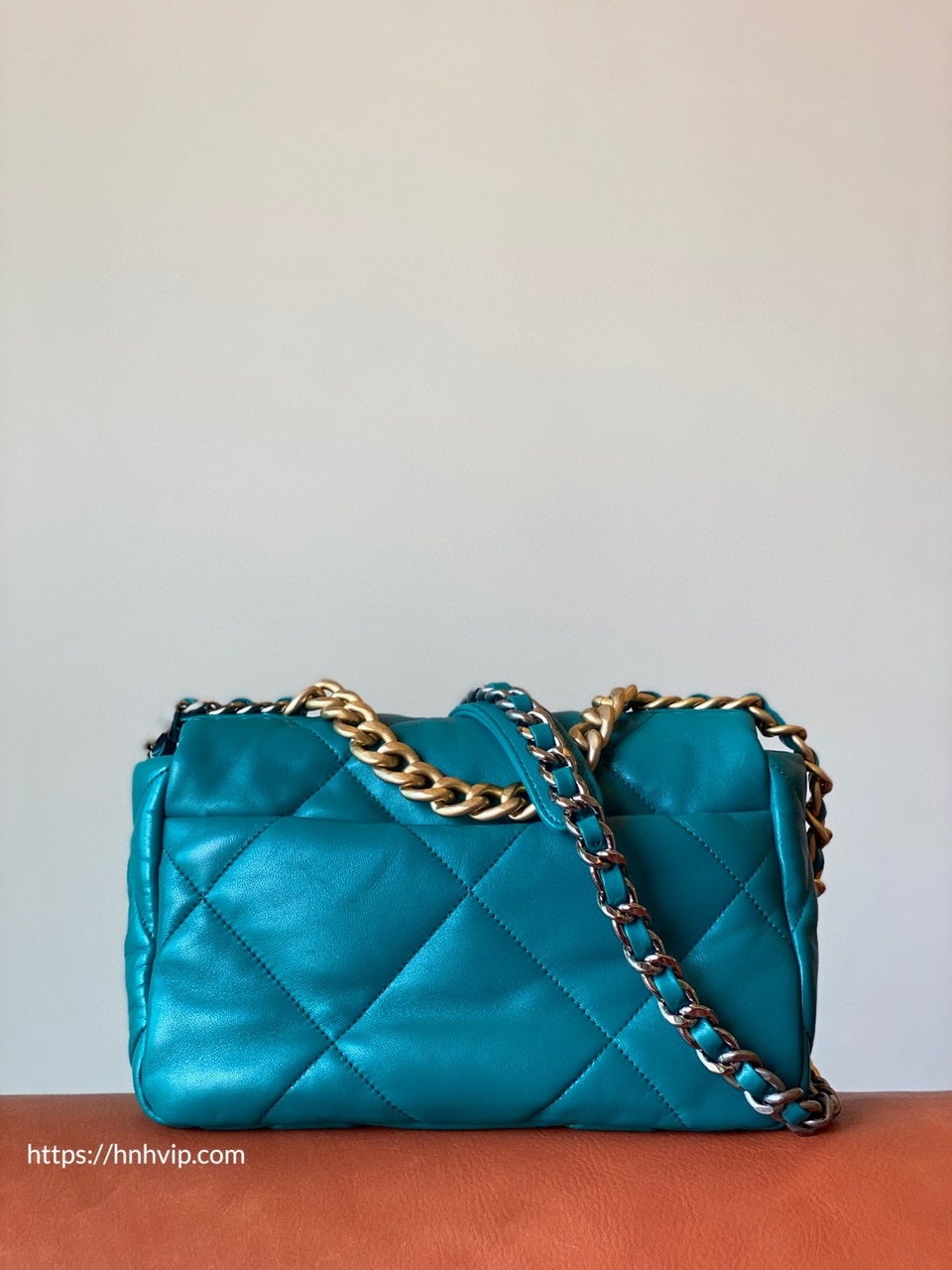 CHANEL 19 HANDBAG