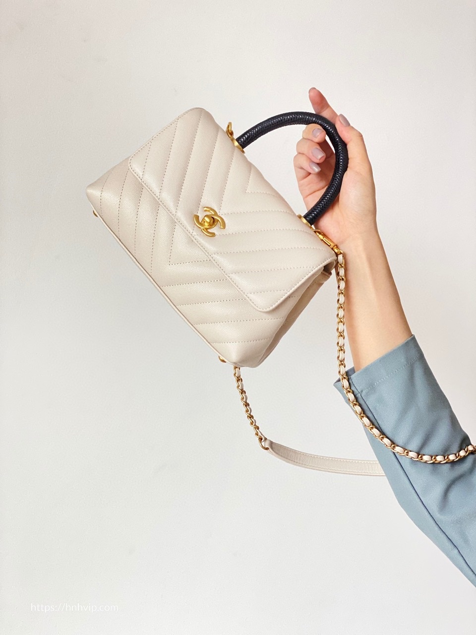 Chanel Coco handle Bag 23cm