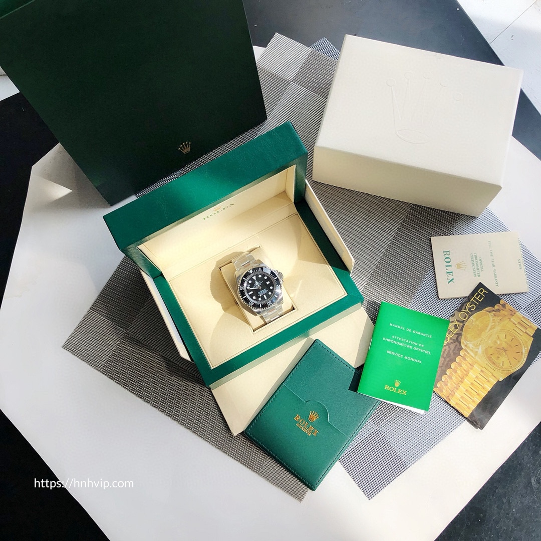 Rolex OYSTER PERPETUAL DEEPSEA m126660-0001