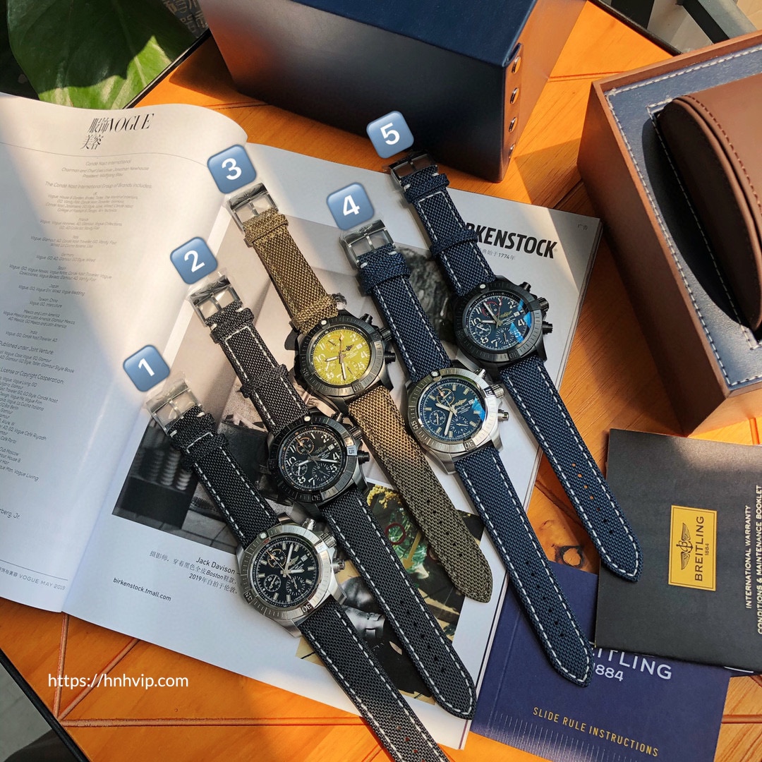 Breitling AVENGER CHRONOGRAPH 45 NIGHT MISSION