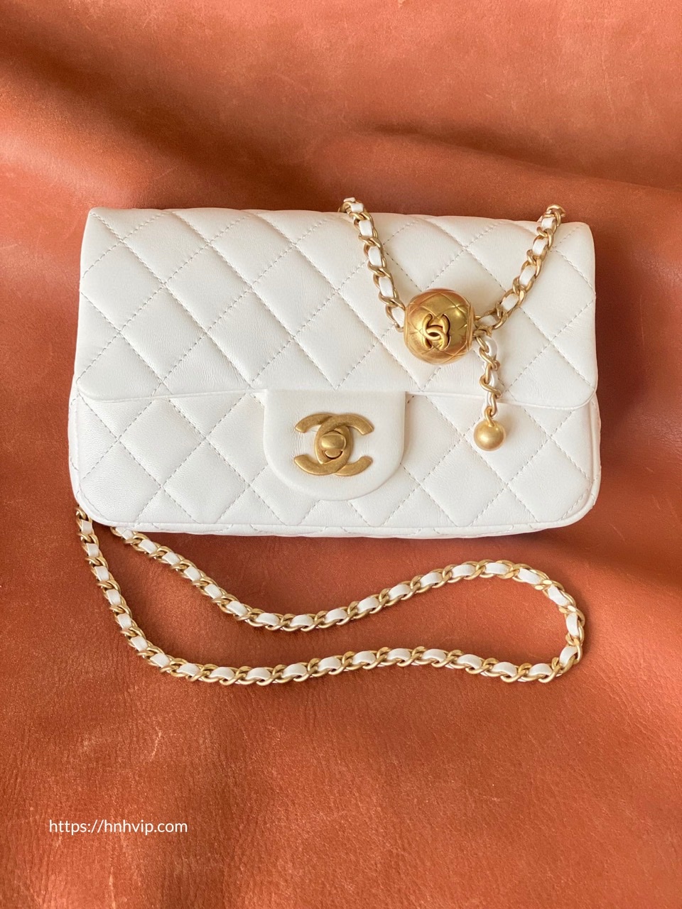 Chanel Classic Flap Runway Square small Pearl Crush Lambskin Leather