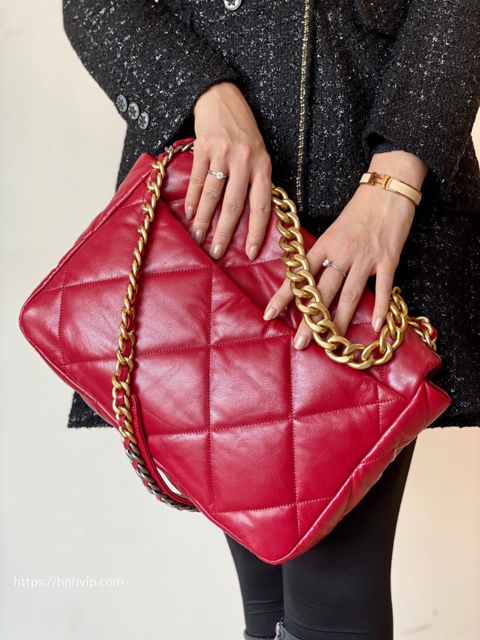 CHANEL 19 HANDBAG