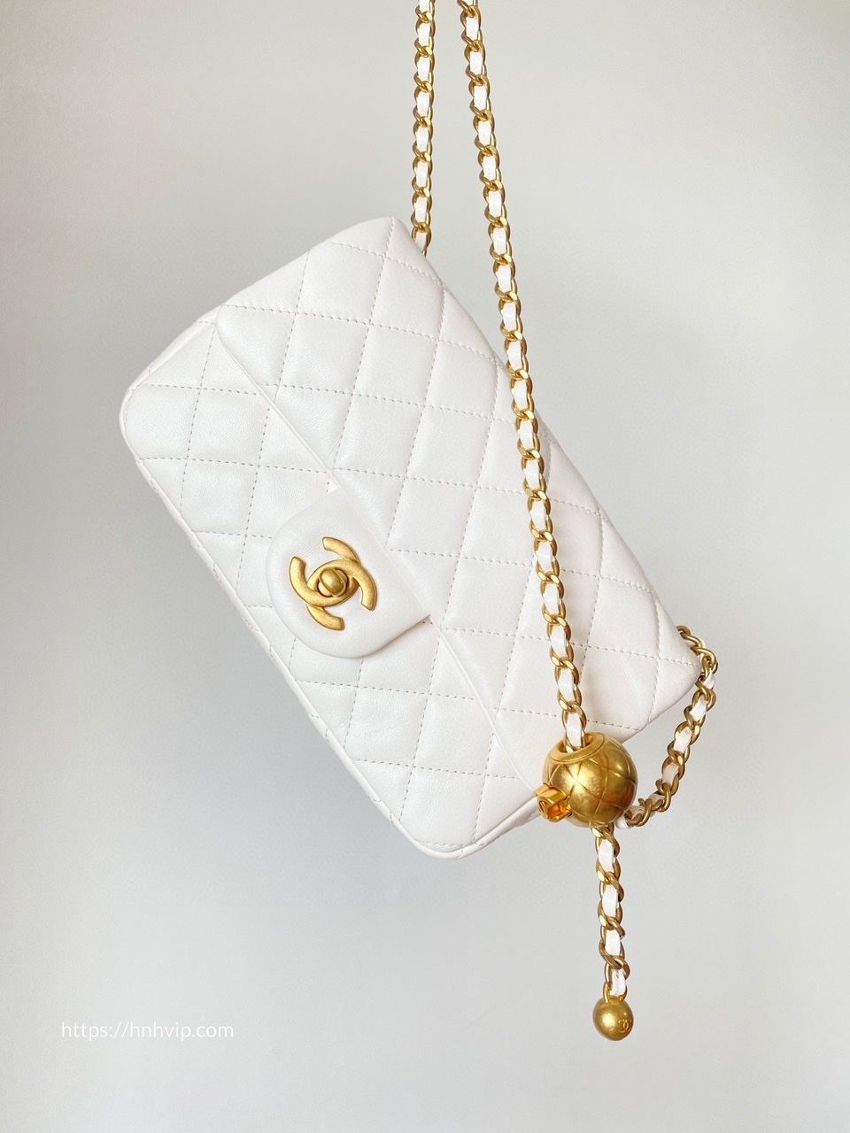 Chanel Classic Flap Runway Square small Pearl Crush Lambskin Leather