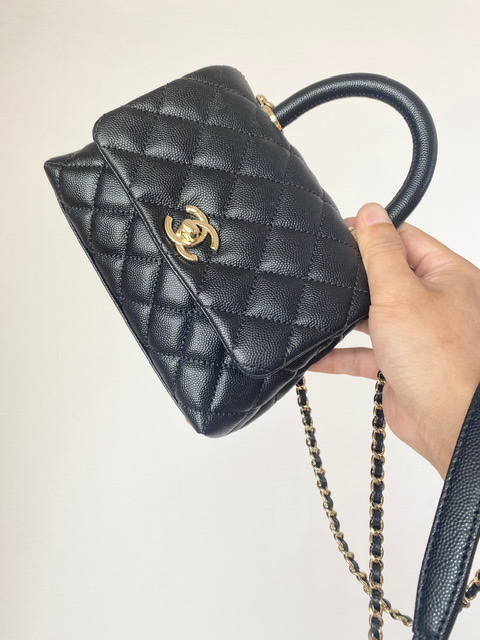 Chanel Coco handle Bag 19cm