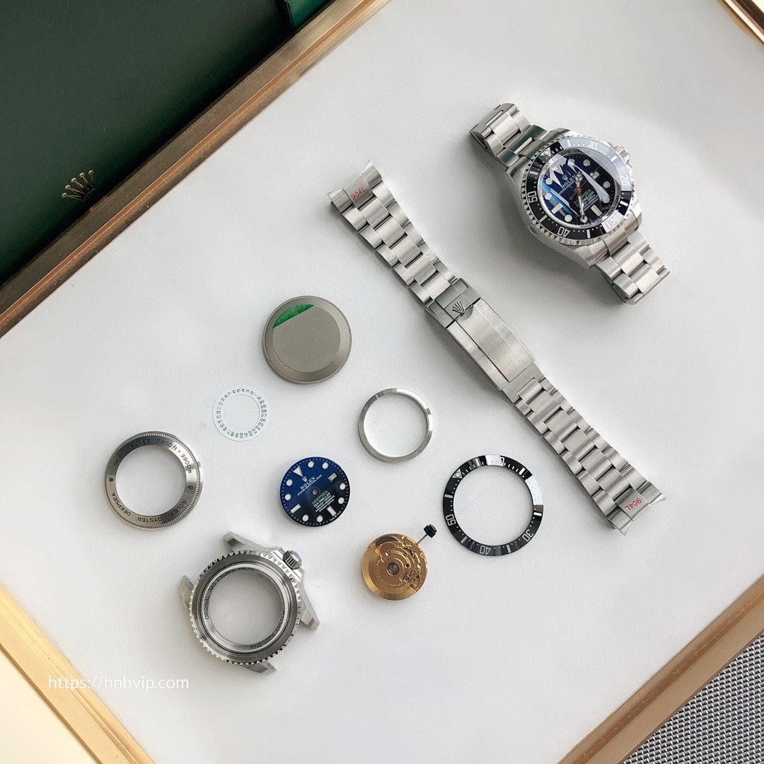 Rolex OYSTER PERPETUAL DEEPSEA m126660-0002