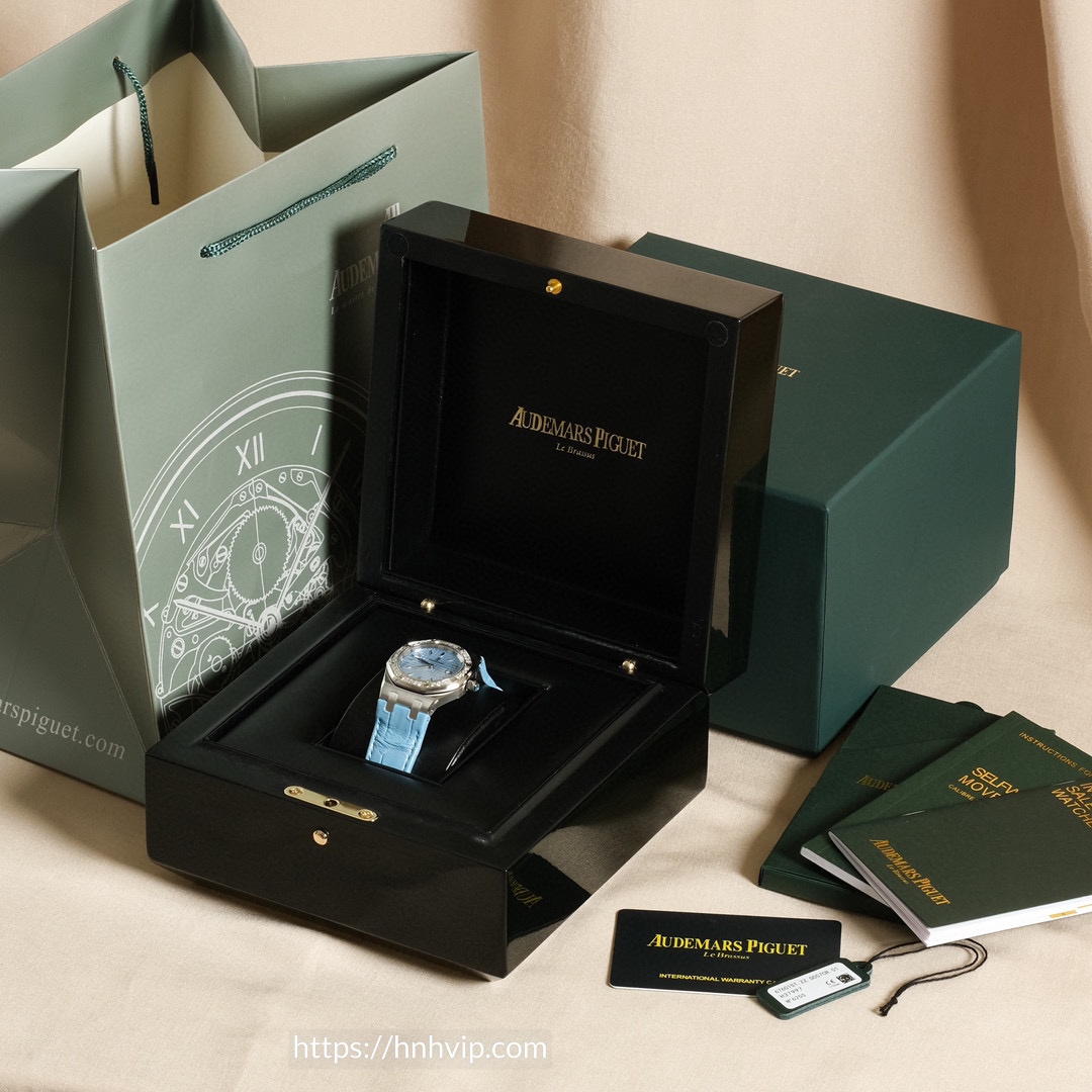 Audemars Piguet Royal Oak 67601ST.ZZ.D302CR.01