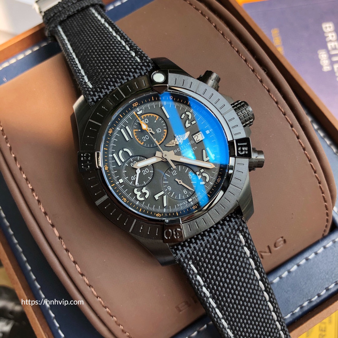 Breitling AVENGER CHRONOGRAPH 45 NIGHT MISSION
