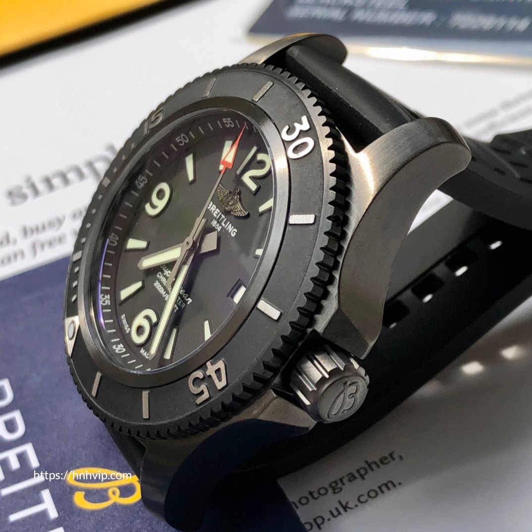 Breitling SUPEROCEAN AUTOMATIC 46 BLACK STEEL