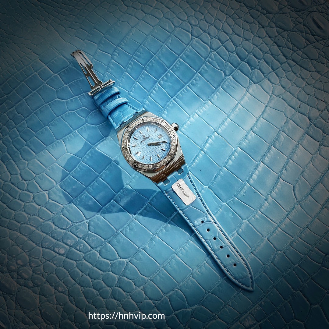 Audemars Piguet Royal Oak 67601ST.ZZ.D302CR.01