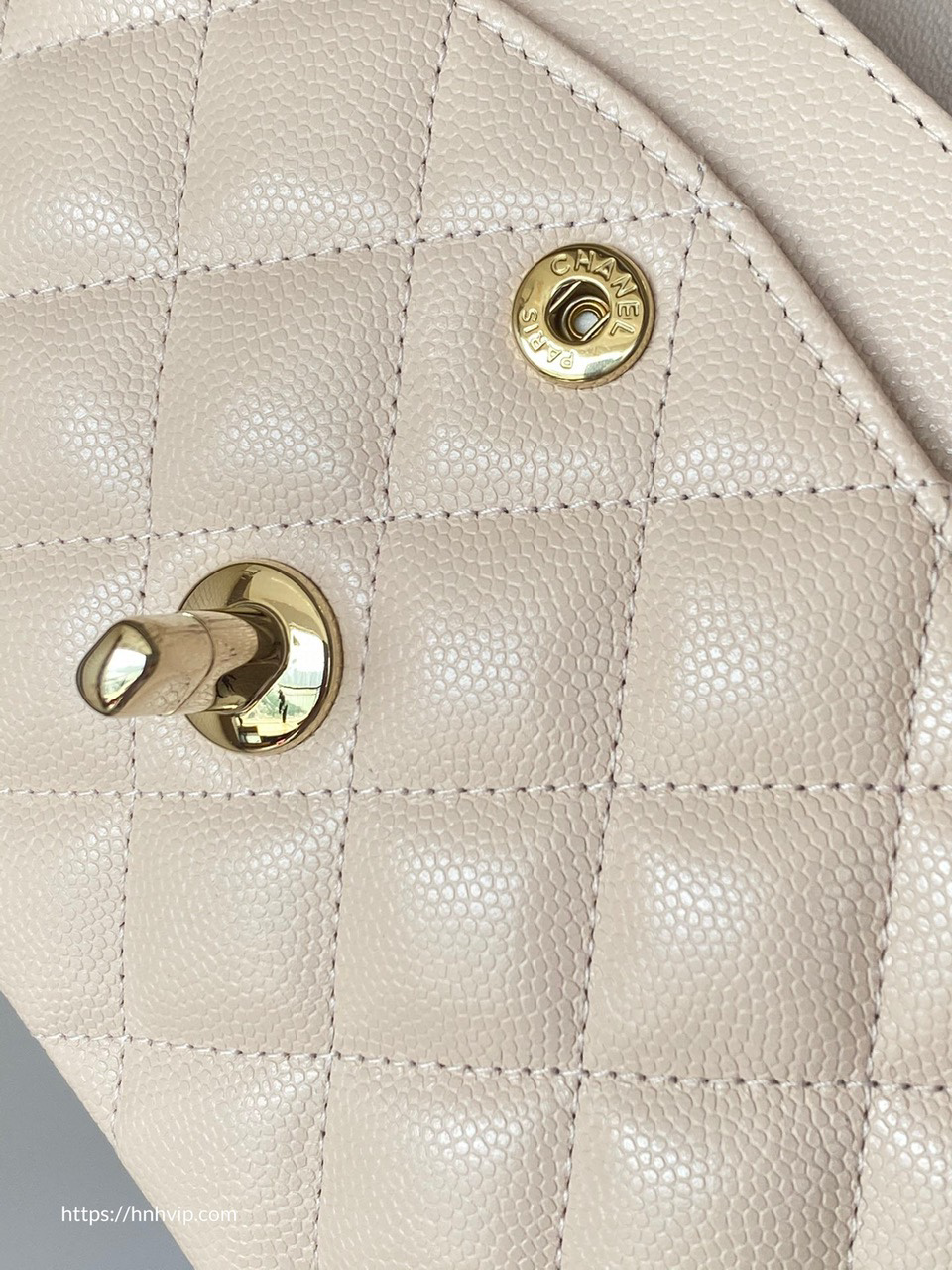 Chanel Classic Flap Bag 23cm