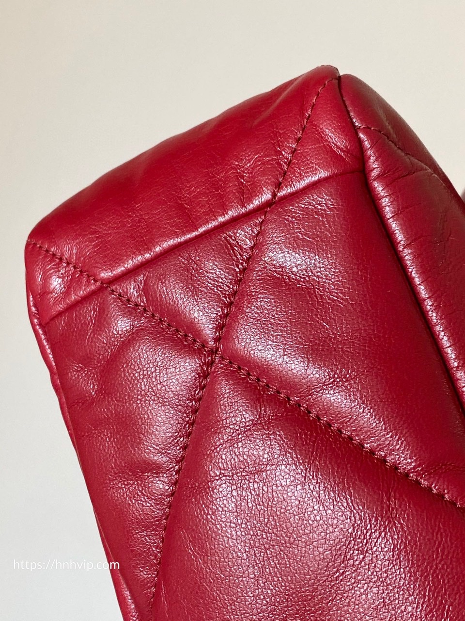 CHANEL 19 HANDBAG