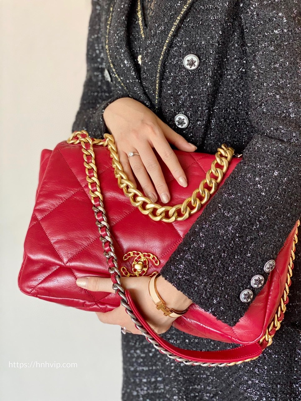 CHANEL 19 HANDBAG