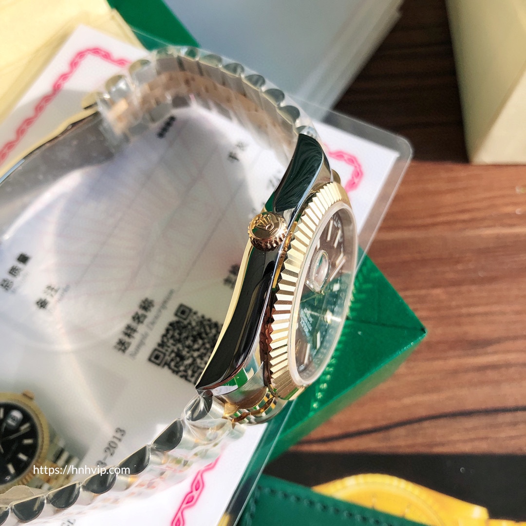 Rolex Oyster Perpetual Datejust 41MM 126333 - 0014