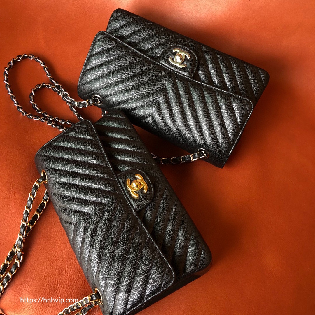 Chanel Classic Flap Bag 25cm