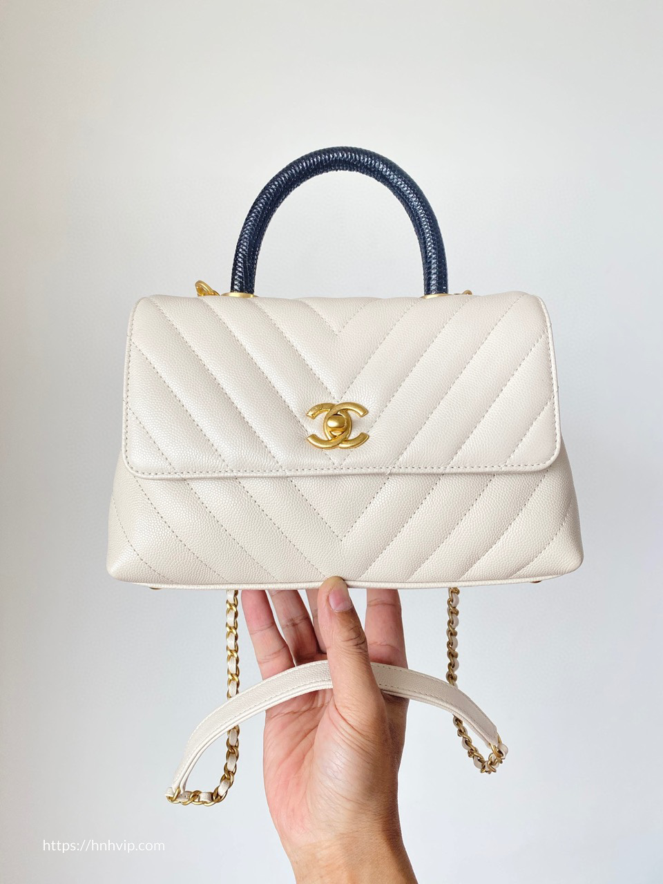 Chanel Coco handle Bag 23cm