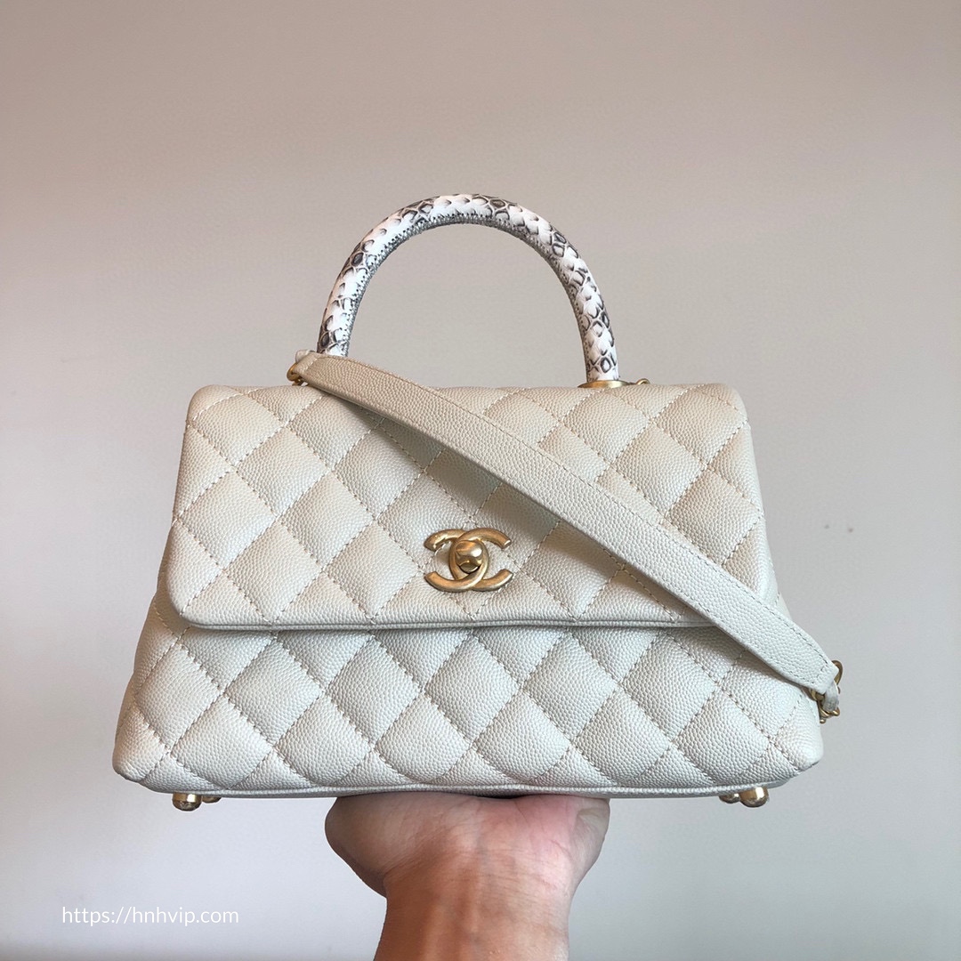 Chanel Coco handle Bag 23cm