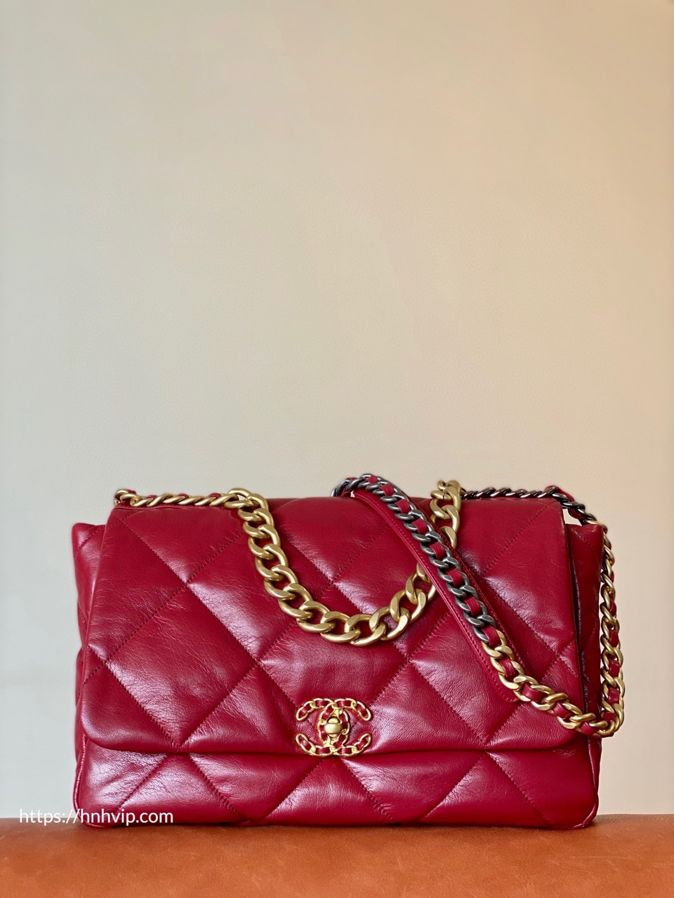 CHANEL 19 HANDBAG
