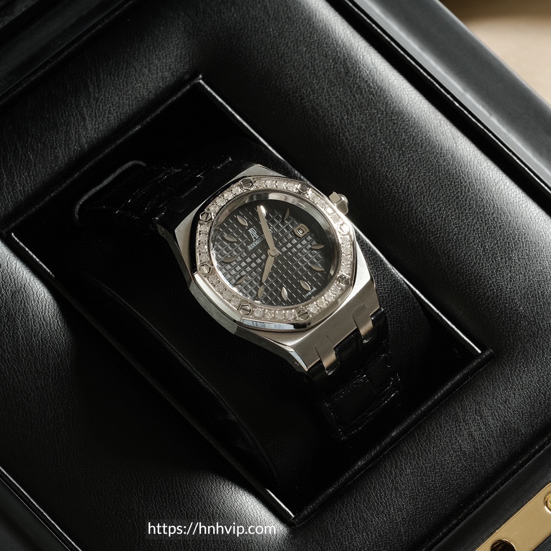 Audemars Piguet Royal Oak 67621 ST.ZZ.D002CR.01