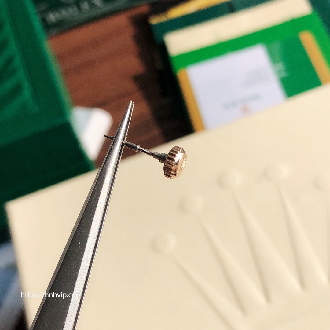 Chi tiết hình ảnh các bộ phận của Rolex Oyster Perpetual Datejust 41MM