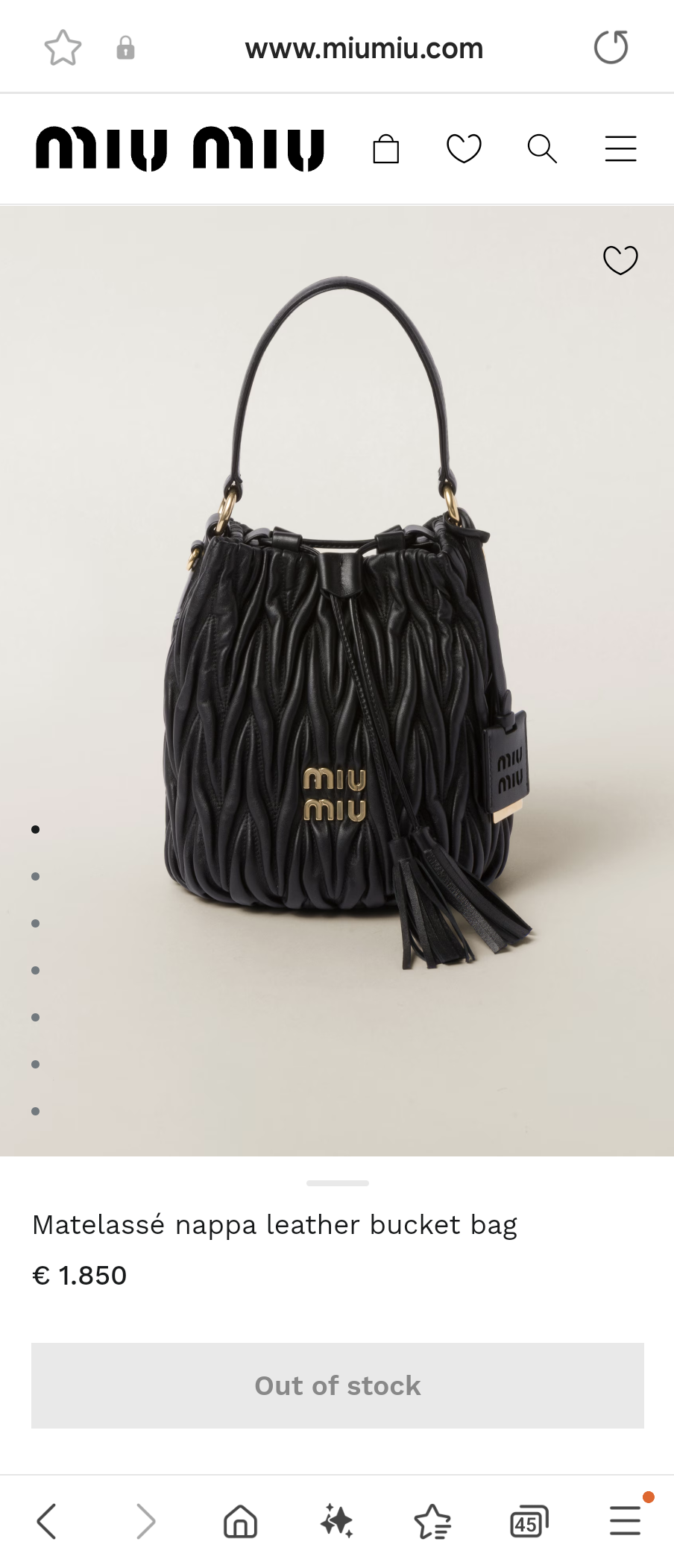 Miu Miu 5BE084_N88_F0002_V_OOO Matelassé nappa leather bucket bag black M1