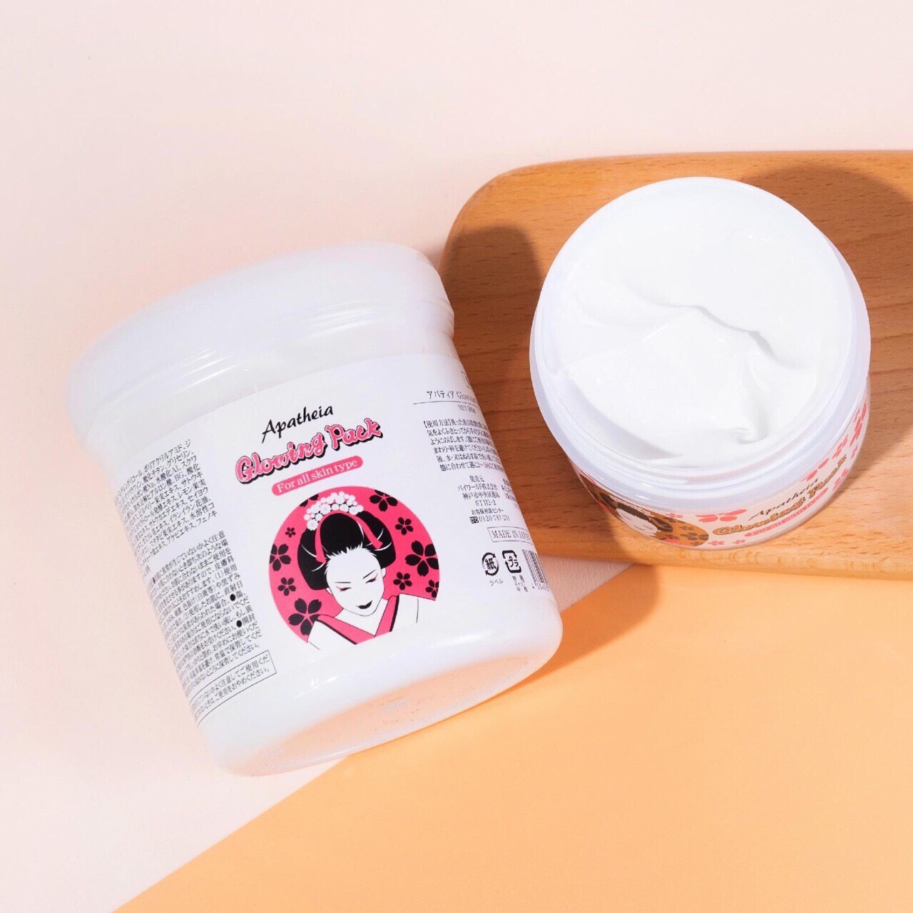 Ủ trắng Apatheia Glowing Pack